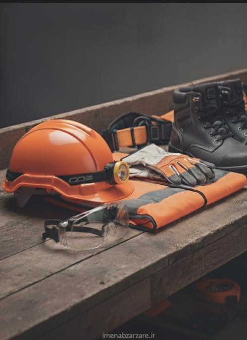 ایمن ابزار زارع